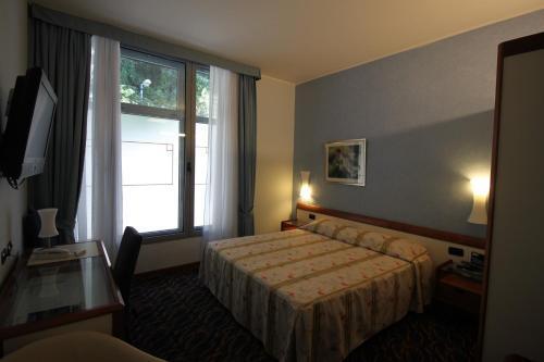 San Terenzo 4*